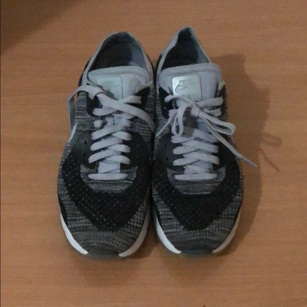 Nike Air Max US Men’s 9.5